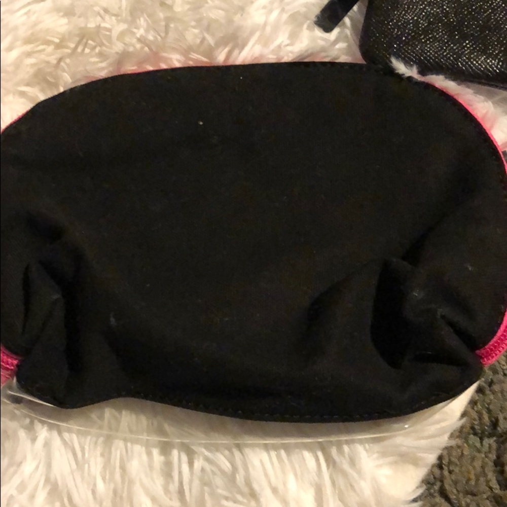 Pink Makeup Case - Picture 3 of 4